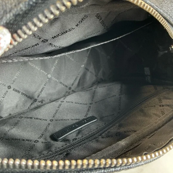 Michael‎ Kors Black Signature MK Camera Crossbody Travel Bag - Picture 10 of 12